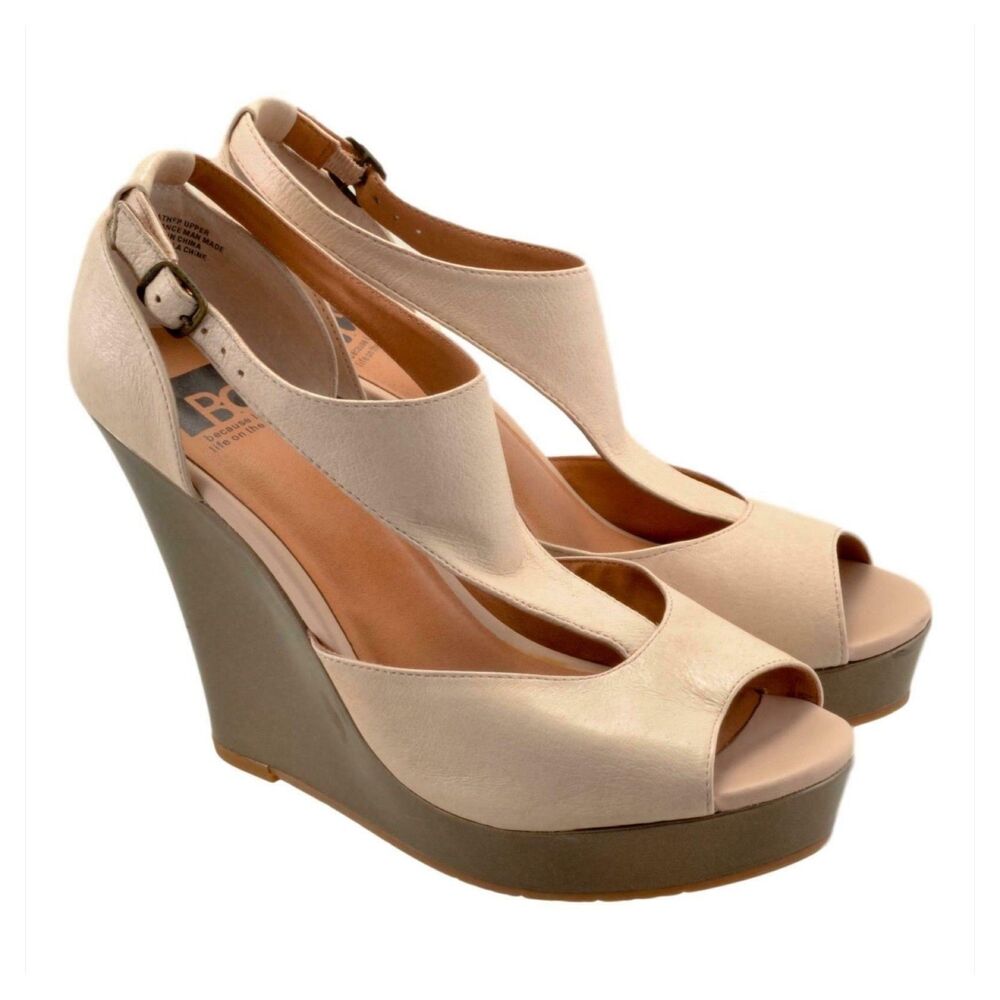BC Women's Cream Dark Gold Platform Wedge Peep-Toe Heels Size 8.5